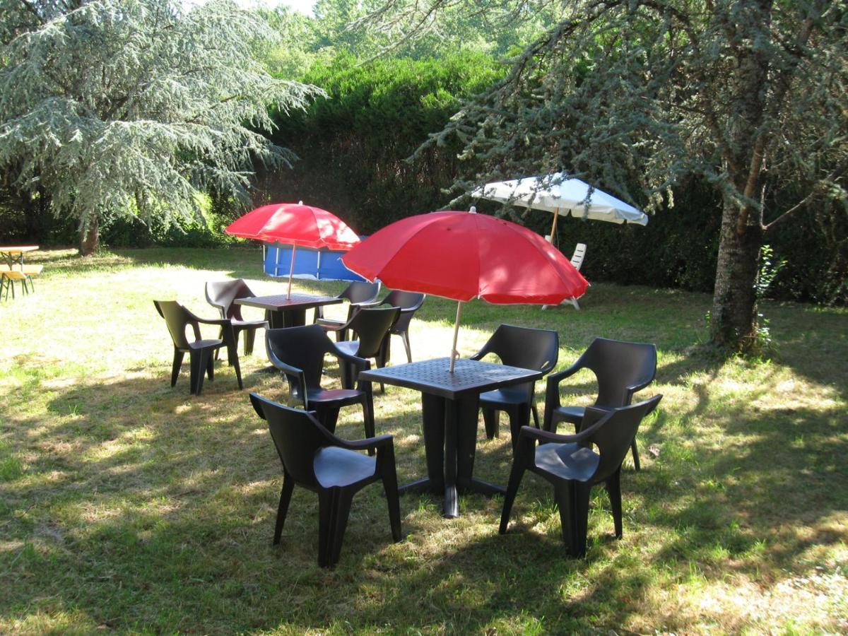 Au Catalpa Acomodação com café da manhã La Chapelle-Faucher Exterior foto